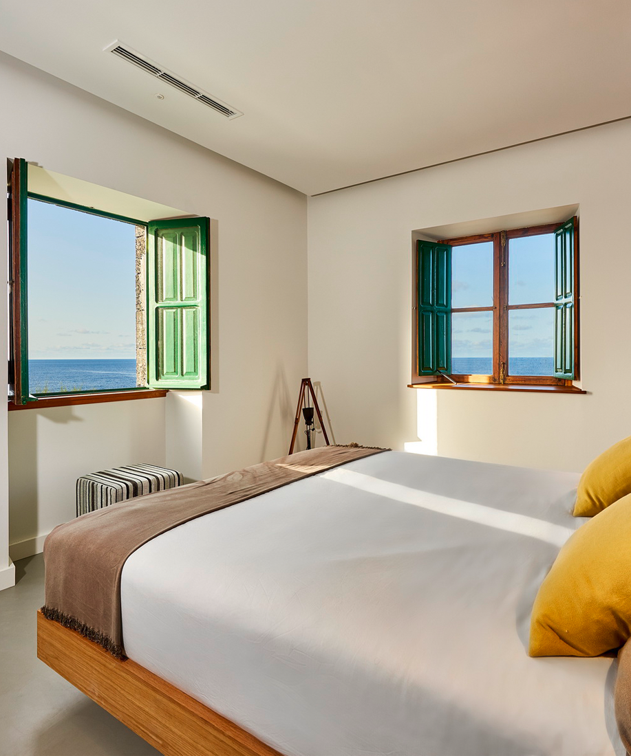 Floatel Faro Punta Cumplida-6